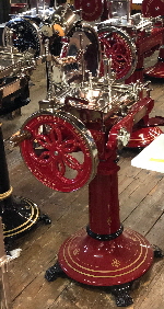 Berkel Model B70 von 1913 in rot
